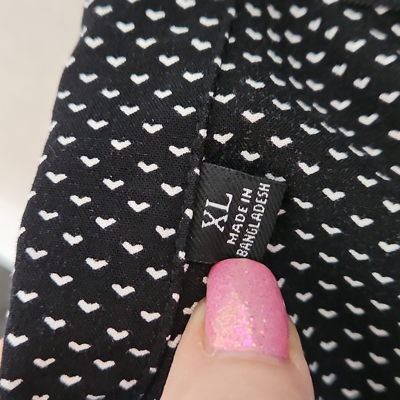 JACHS Black and White HEART Women's Top - Picture 4 of 5